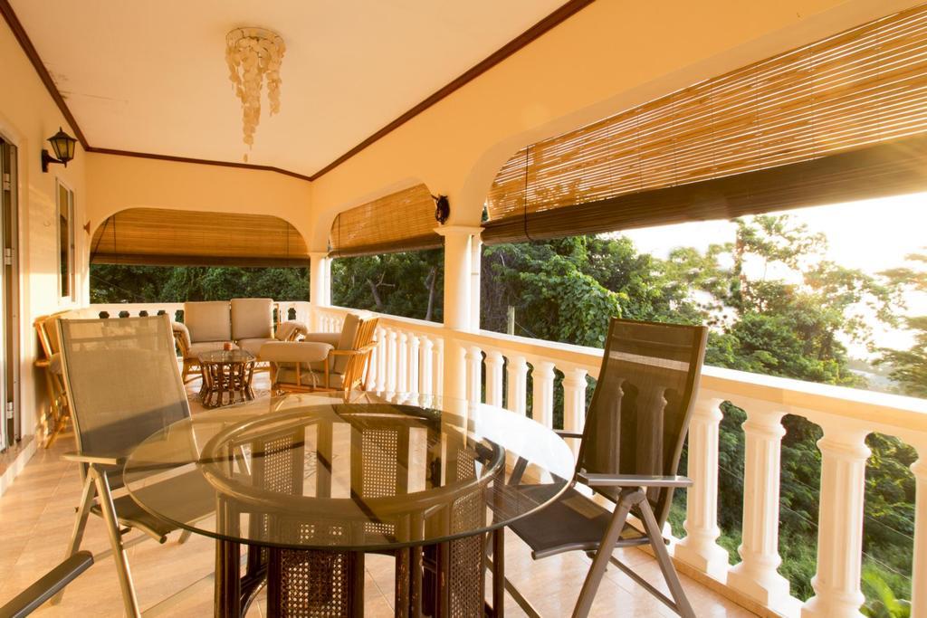 Haus Megan Villa Glacis  Luaran gambar
